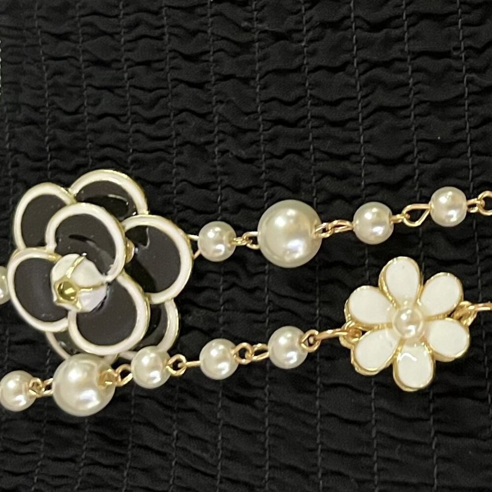 Necklace - Picture 2 of 2